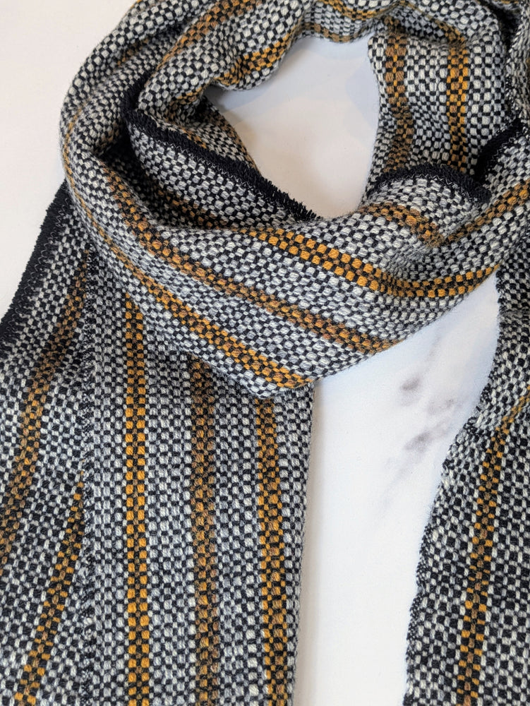 CUT SELVEDGE MERINO LAMBSWOOL & CASHMERE SCARF